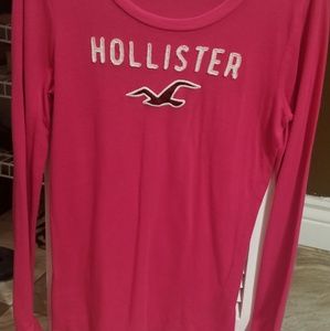 Hollister Long Sleeve tshirt